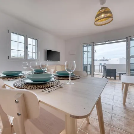 Tatil Evi El Charcon B - 10 Meters To The By Lanzarote Arrieta (Lanzarote)